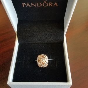 Pandora Jewelry - Authentic Pandora Rose Darling Daisy Meadow Charm Pandora Jewelry - Authentic Pandora Rose Darling Daisy Meadow Charm